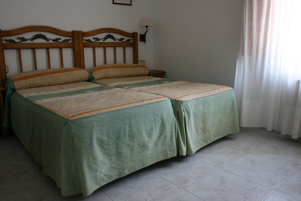 Hostal Visontium Vinuesa Bagian luar foto